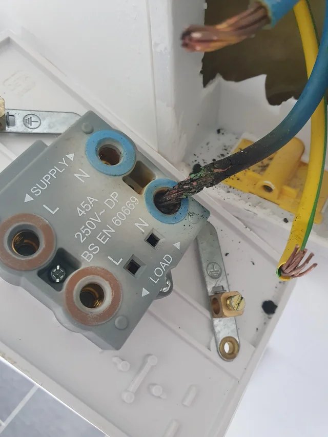Sparking, Arcing & Overheating Connections in Manchester